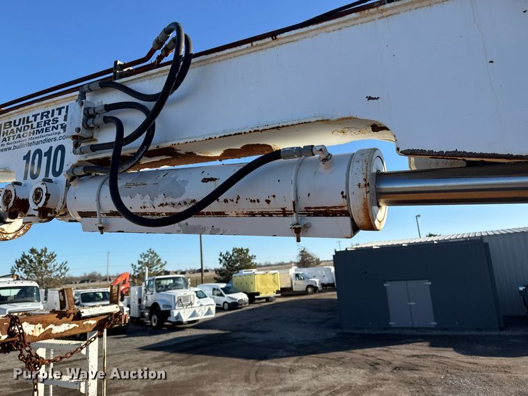 image for item EG2529 2014 Freightliner 114SD grapple crane truck