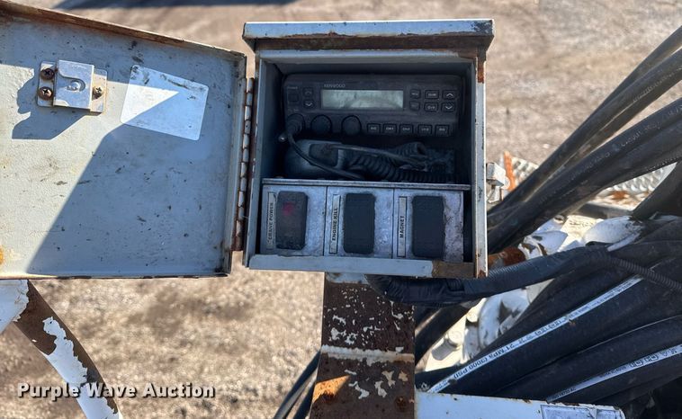 image for item EG2529 2014 Freightliner 114SD grapple crane truck