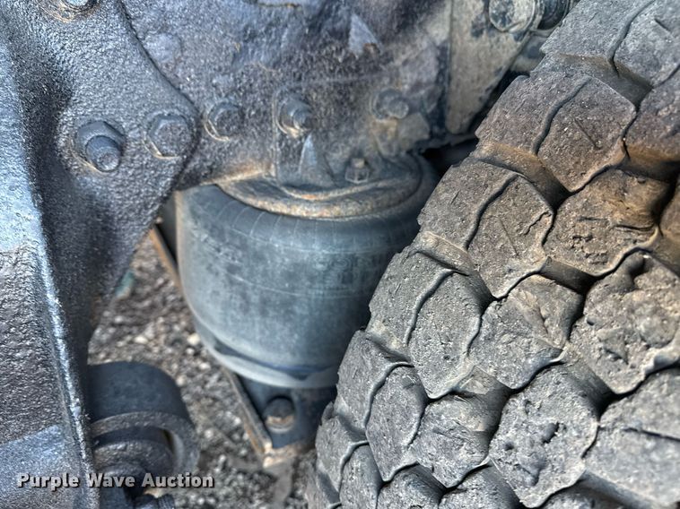 image for item EG2529 2014 Freightliner 114SD grapple crane truck