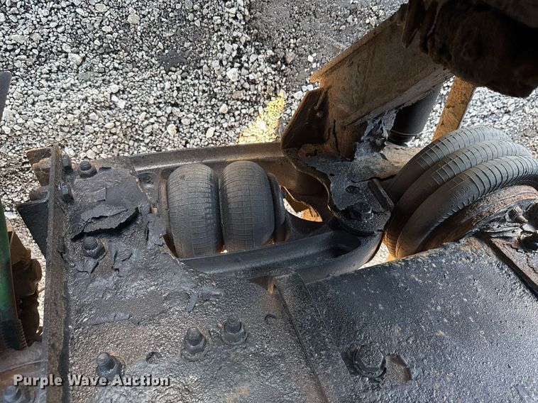 image for item EG2529 2014 Freightliner 114SD grapple crane truck