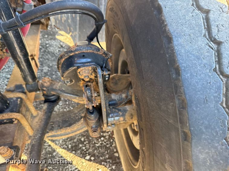 image for item EG2529 2014 Freightliner 114SD grapple crane truck