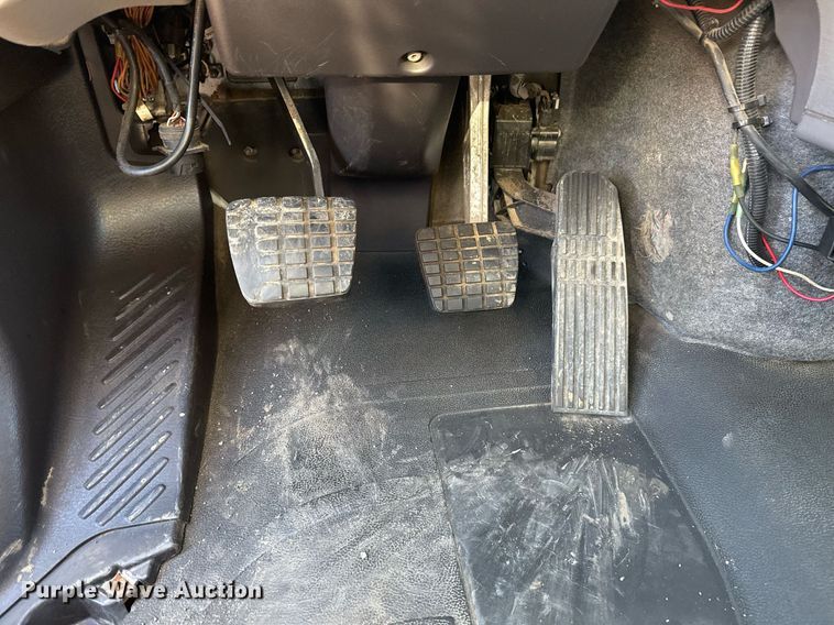 image for item EG2529 2014 Freightliner 114SD grapple crane truck