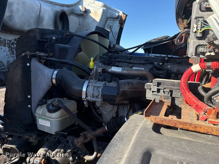 image for item EG2529 2014 Freightliner 114SD grapple crane truck