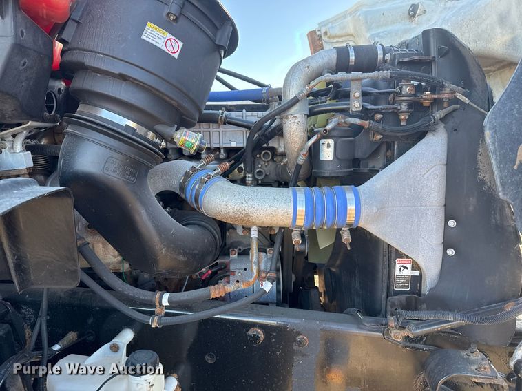 image for item EG2529 2014 Freightliner 114SD grapple crane truck