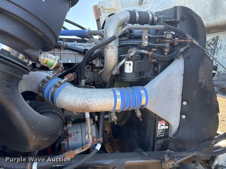 image for item EG2529 2014 Freightliner 114SD grapple crane truck