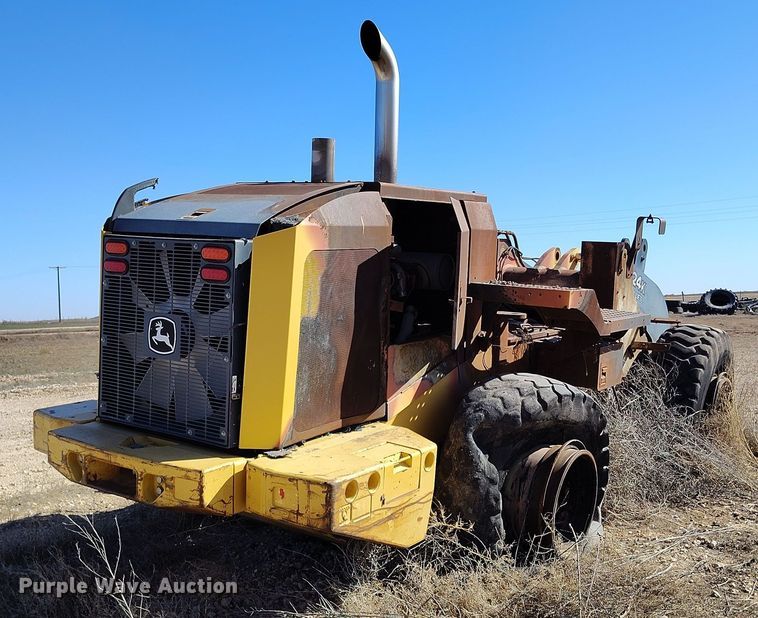 image for item EH0143 2011 John Deere 624K wheel loader