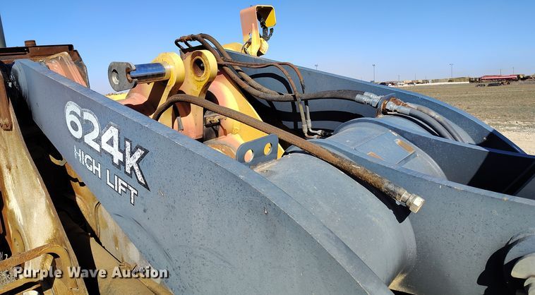 image for item EH0143 2011 John Deere 624K wheel loader
