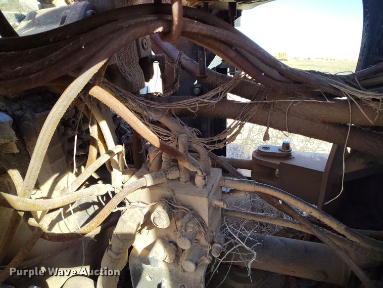 image for item EH0143 2011 John Deere 624K wheel loader