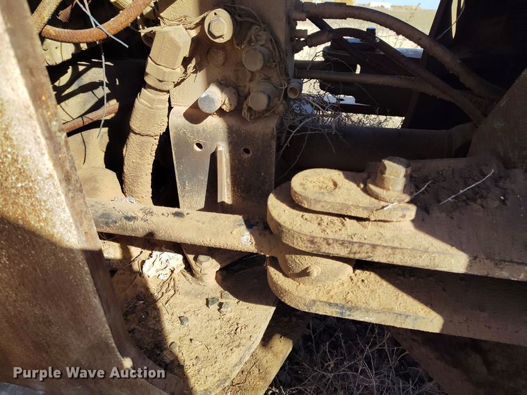 image for item EH0143 2011 John Deere 624K wheel loader