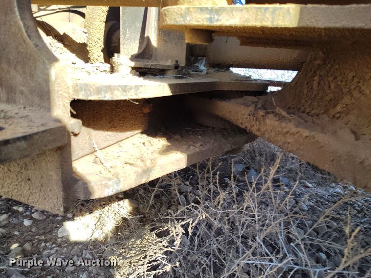 image for item EH0143 2011 John Deere 624K wheel loader