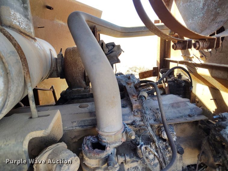 image for item EH0143 2011 John Deere 624K wheel loader