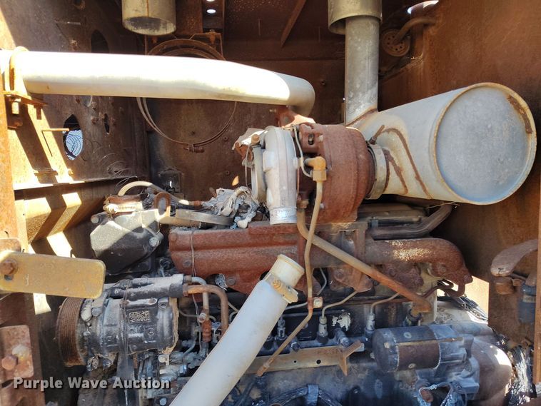 image for item EH0143 2011 John Deere 624K wheel loader