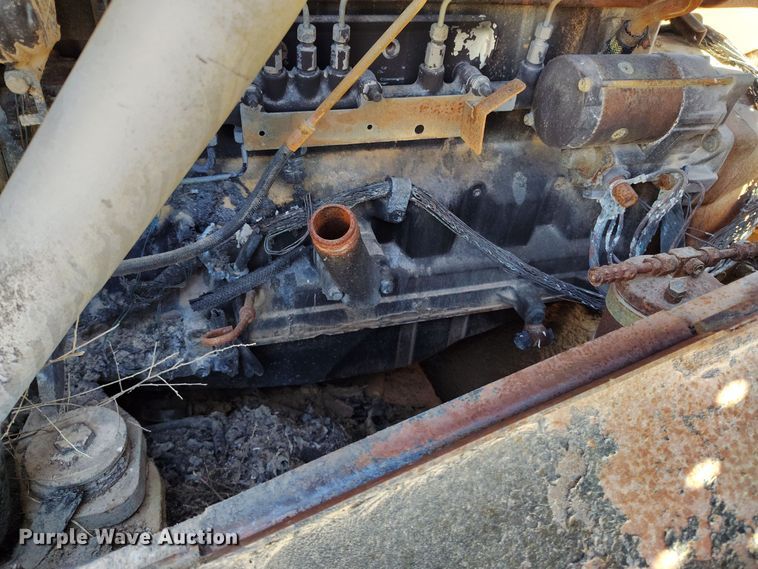 image for item EH0143 2011 John Deere 624K wheel loader