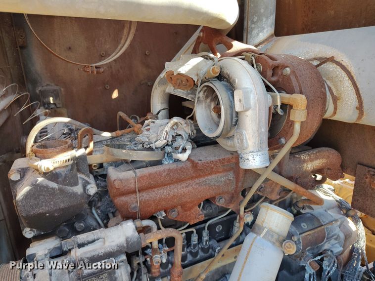 image for item EH0143 2011 John Deere 624K wheel loader