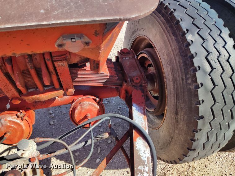 image for item EH0144 Utility  DC5 trailer dolly