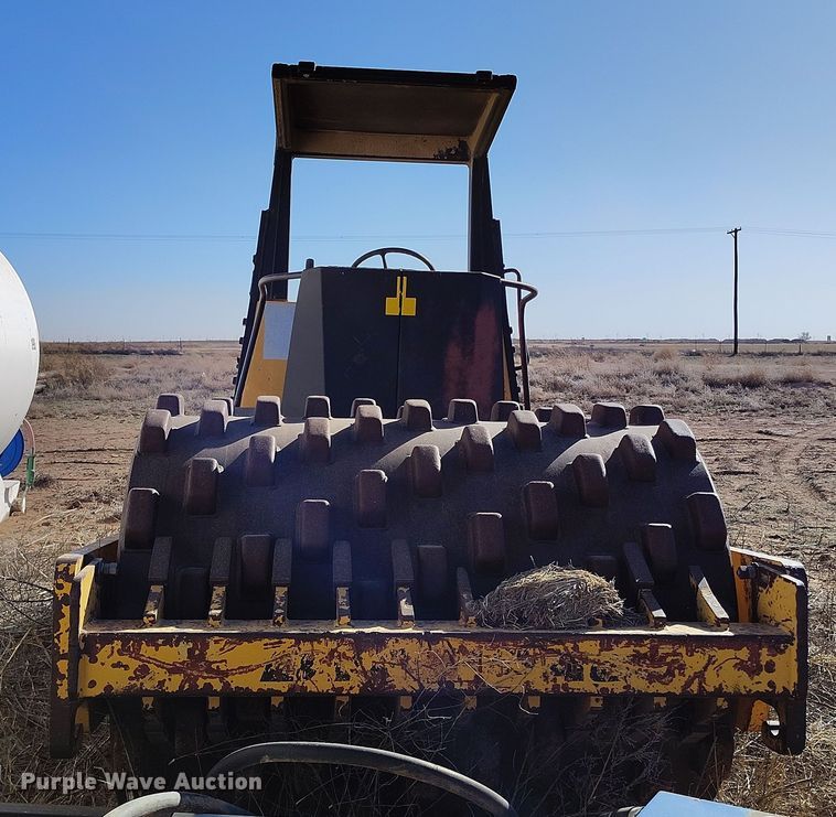 image for item EH0151 Dynapac CA15 II PD single drum vibratory roller