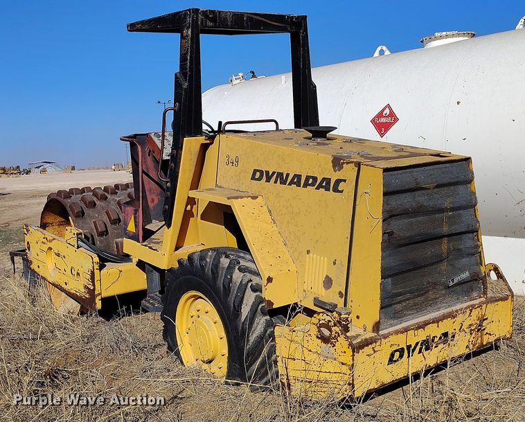 image for item EH0151 Dynapac CA15 II PD single drum vibratory roller