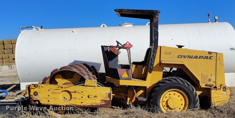 image for item EH0151 Dynapac CA15 II PD single drum vibratory roller