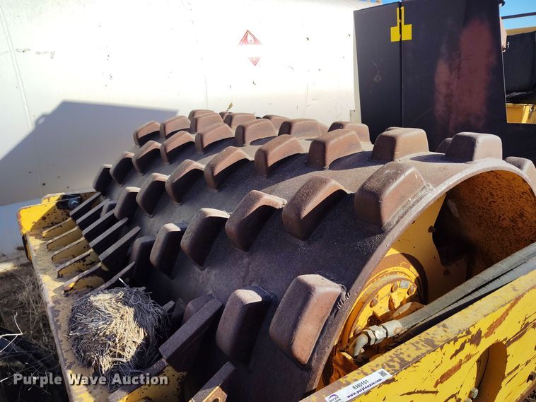 image for item EH0151 Dynapac CA15 II PD single drum vibratory roller