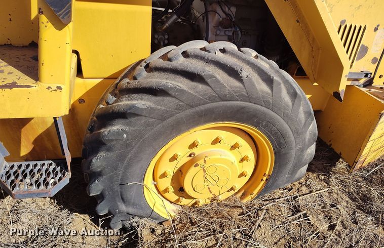 image for item EH0151 Dynapac CA15 II PD single drum vibratory roller