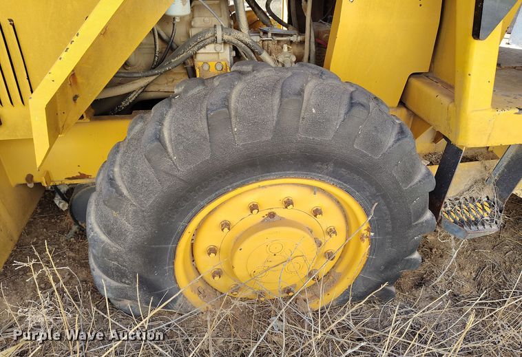 image for item EH0151 Dynapac CA15 II PD single drum vibratory roller