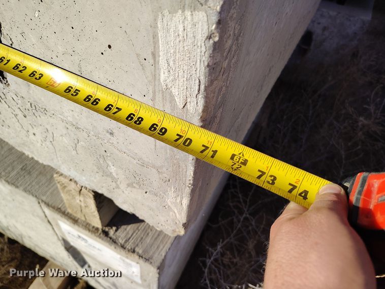 image for item EH0152 (16) 2017 Forterra 481 Grand Prairie precast blocks