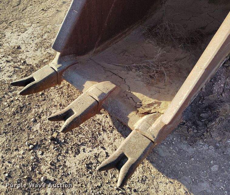 image for item EH0153 Strickland CX350 34