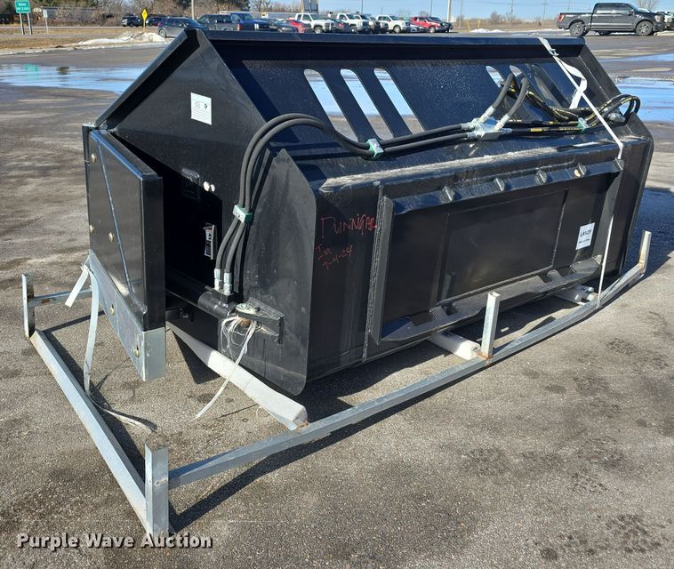 image for item EH8633 2024 Landy SWB91 skid steer bucket