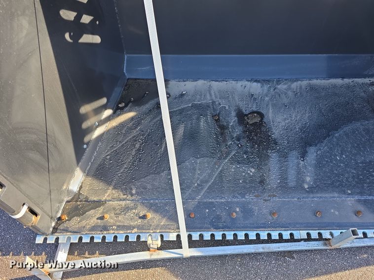 image for item EH8633 2024 Landy SWB91 skid steer bucket