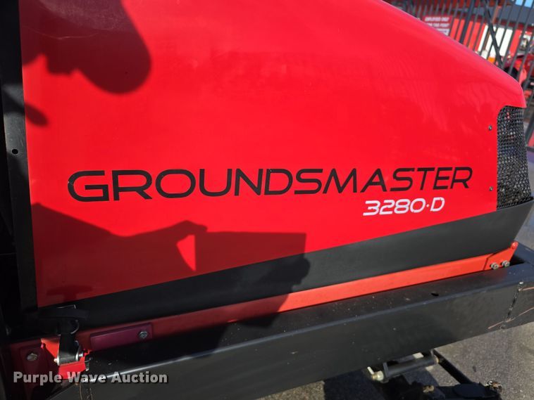 image for item EH8635 2016 Toro Groundsmaster 3280D lawn mower