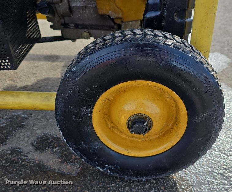 image for item EH8637 (2) McCulloch FG6000MK generators