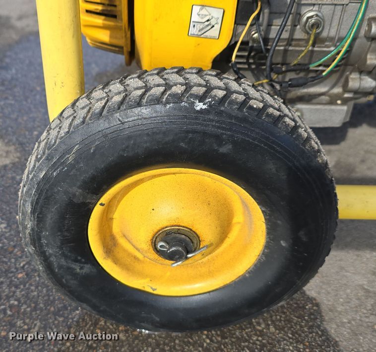 image for item EH8637 (2) McCulloch FG6000MK generators