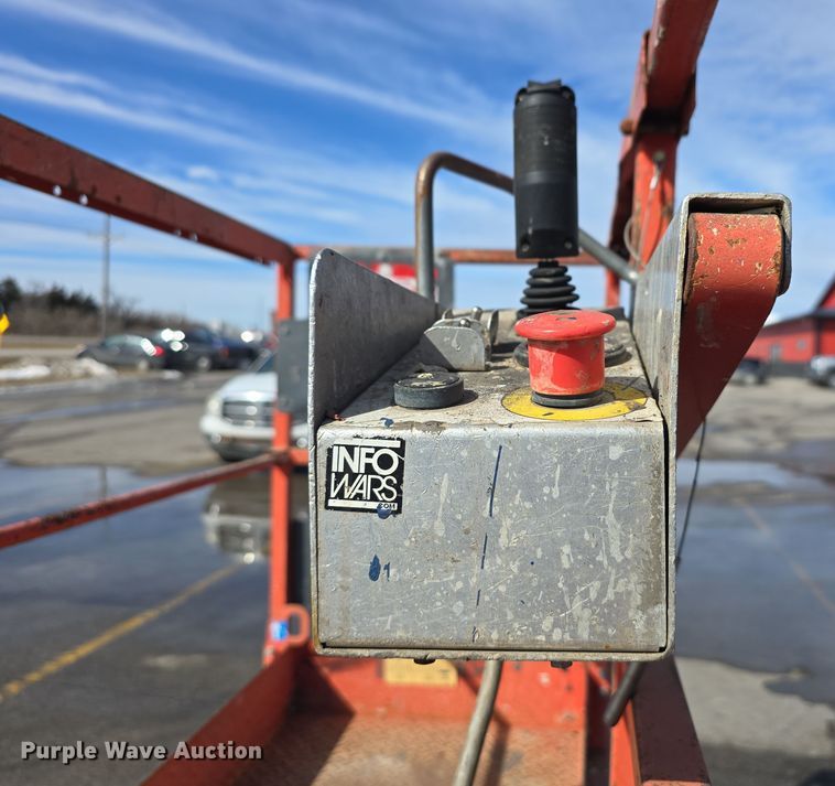 image for item EH8639 2012 SkyJack SJIII 3219 scissor lift