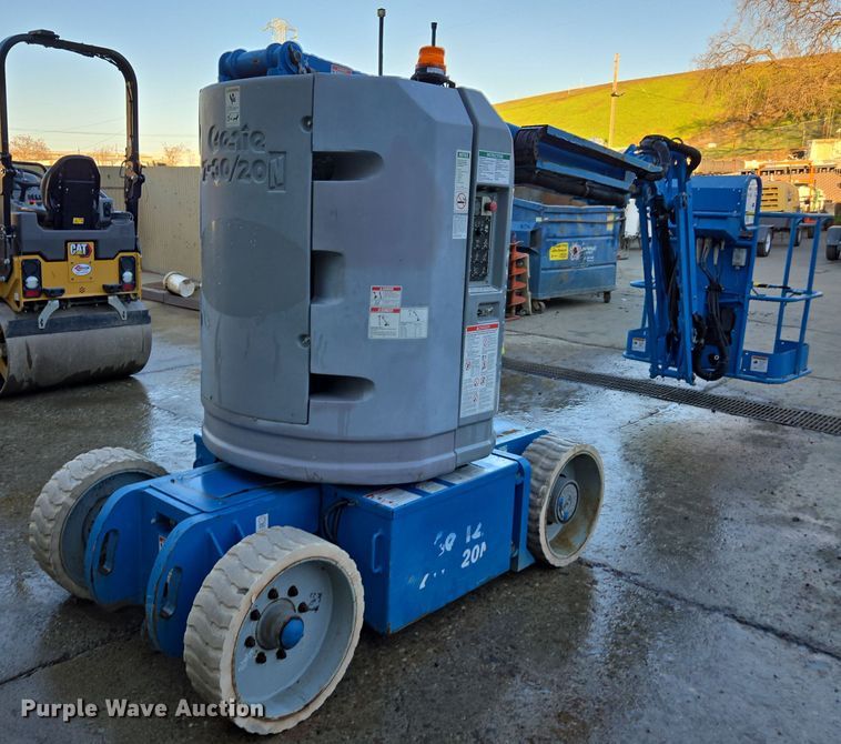 image for item EI4149 2014 Genie Z-30/20N RJ boom lift