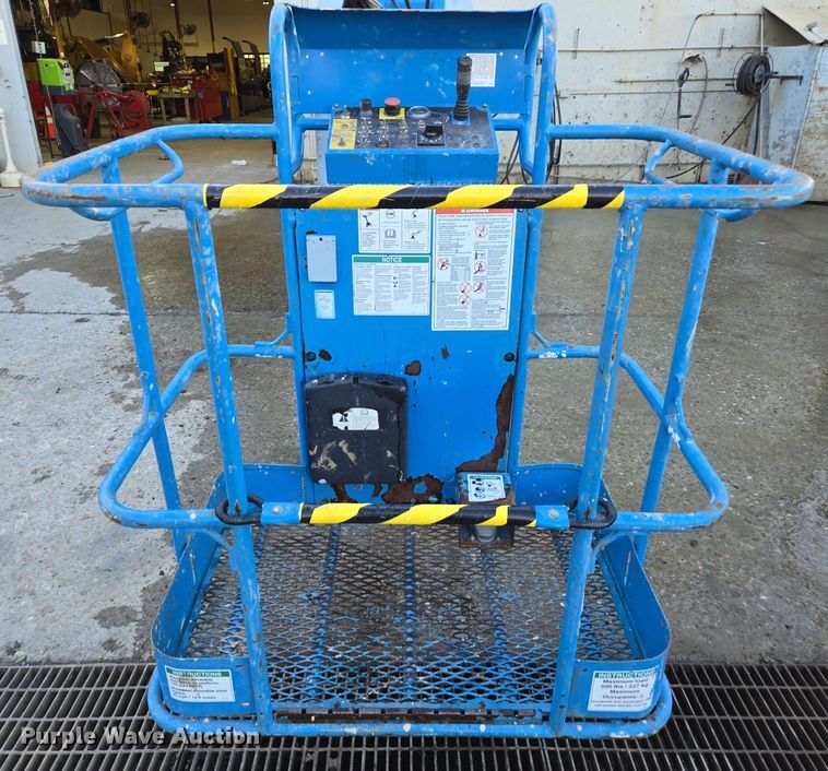 image for item EI4149 2014 Genie Z-30/20N RJ boom lift