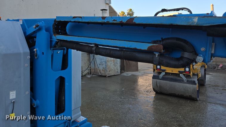image for item EI4149 2014 Genie Z-30/20N RJ boom lift