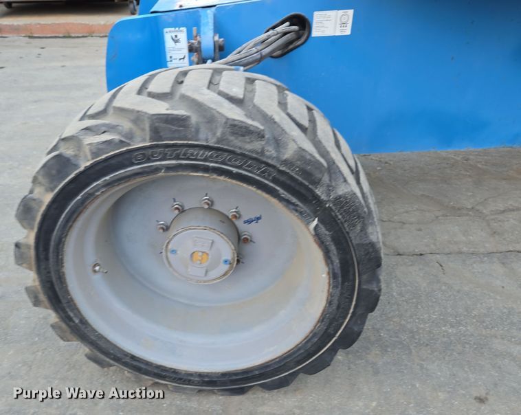 image for item EI4150 2012 Genie Z-60/34 boom lift