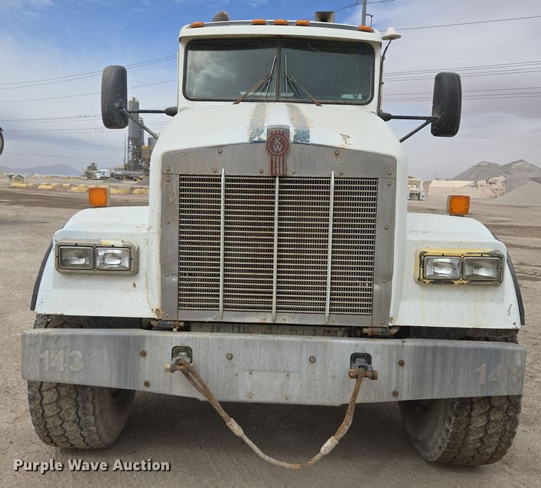 image for item EI4152 2008 Kenworth W900 ready mix truck