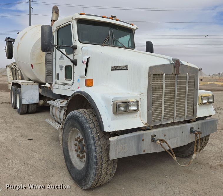 image for item EI4152 2008 Kenworth W900 ready mix truck