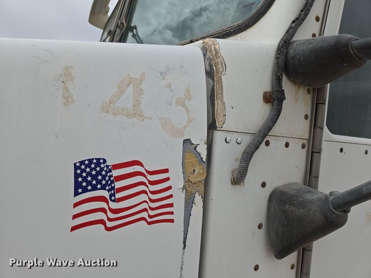 image for item EI4152 2008 Kenworth W900 ready mix truck