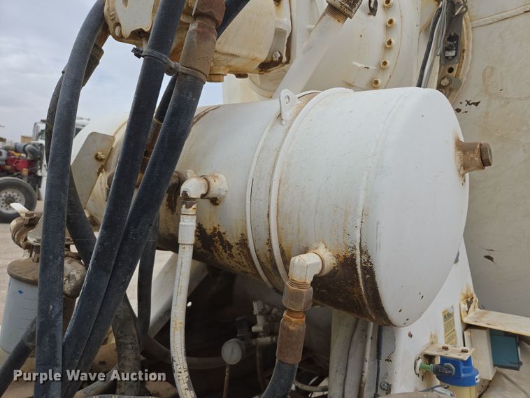 image for item EI4152 2008 Kenworth W900 ready mix truck