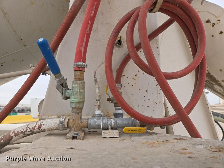 image for item EI4152 2008 Kenworth W900 ready mix truck