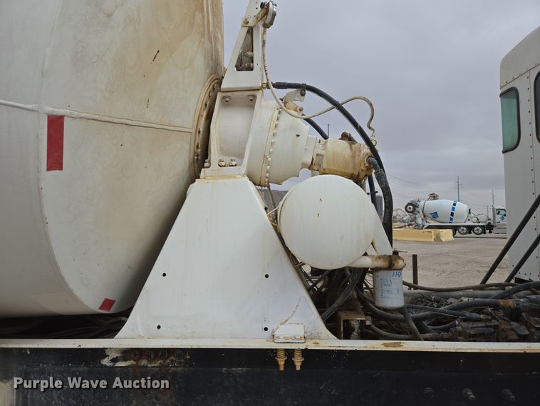 image for item EI4152 2008 Kenworth W900 ready mix truck