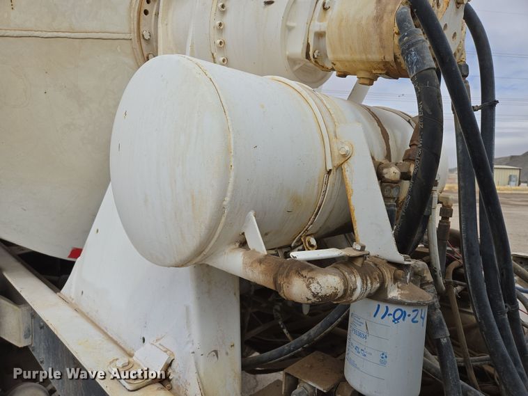 image for item EI4152 2008 Kenworth W900 ready mix truck