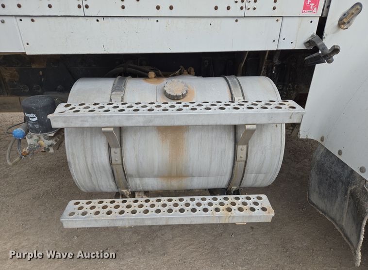 image for item EI4152 2008 Kenworth W900 ready mix truck