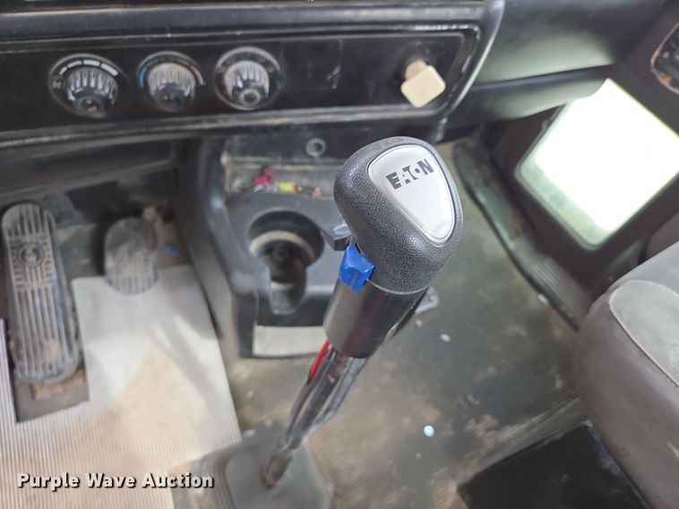 image for item EI4152 2008 Kenworth W900 ready mix truck