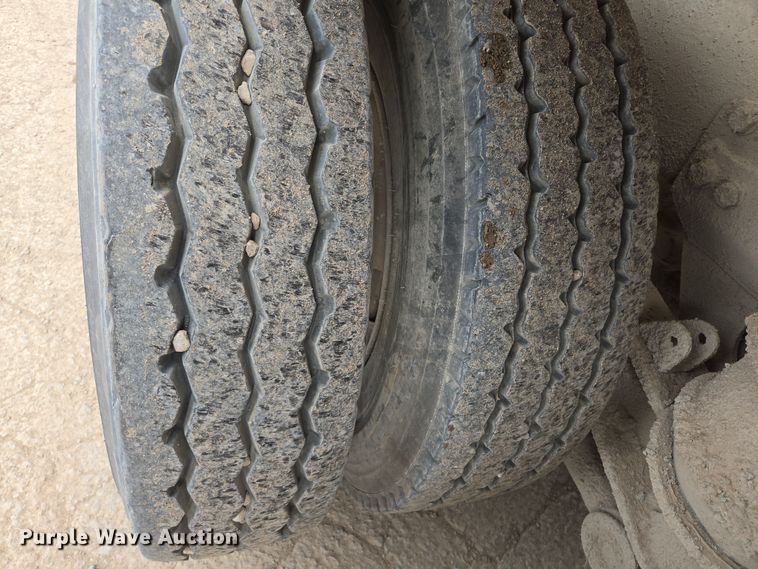 image for item EI4152 2008 Kenworth W900 ready mix truck