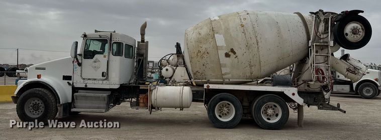 image for item EI4153 2008 Kenworth W900 ready mix truck