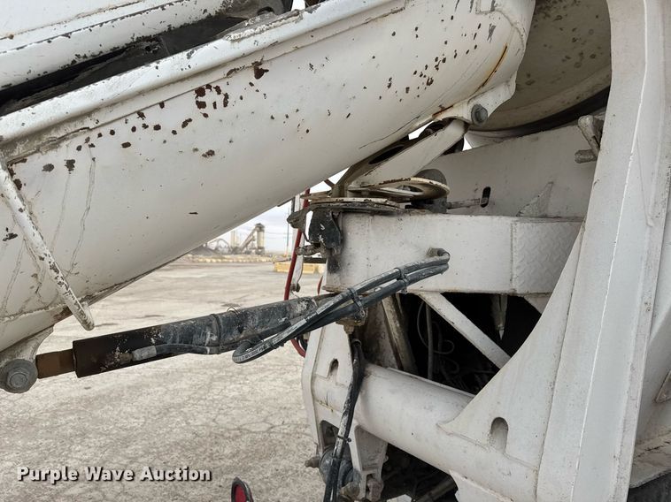 image for item EI4153 2008 Kenworth W900 ready mix truck