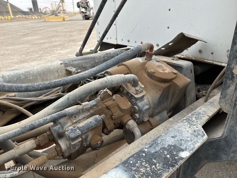 image for item EI4153 2008 Kenworth W900 ready mix truck